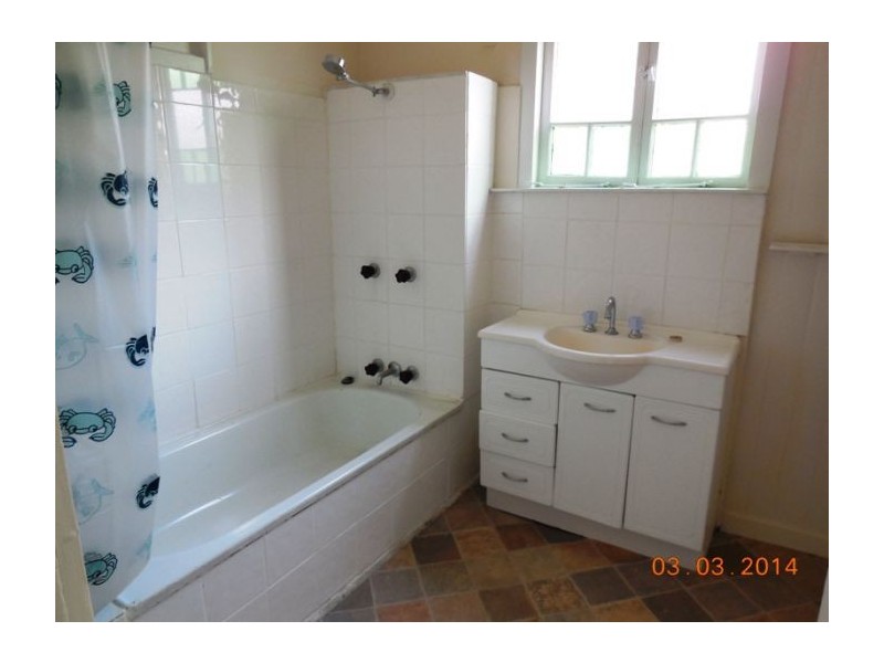 34 Peach St, Greenslopes QLD 4120