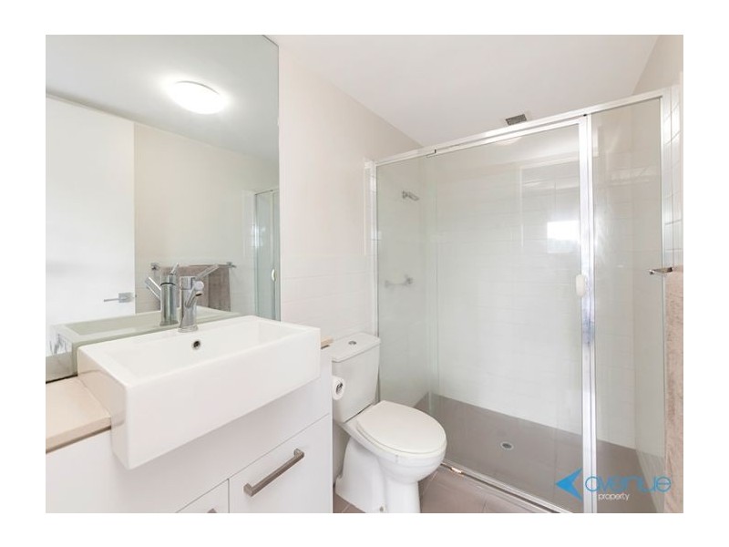 02 803 Stanley Street, Woolloongabba QLD 4102