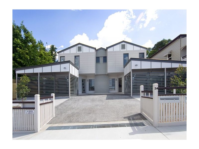 2/24 Henry St, Woolloongabba QLD 4102