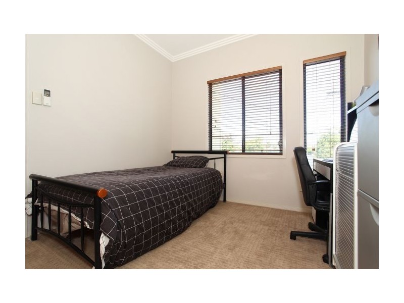 11 Biran Street, Coorparoo QLD 4151