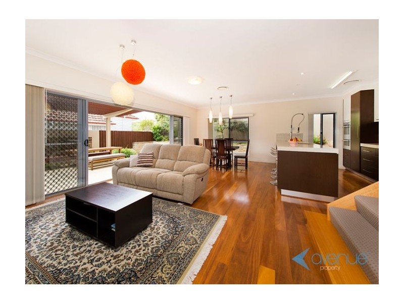 10 Bower Street, Dutton Park QLD 4102