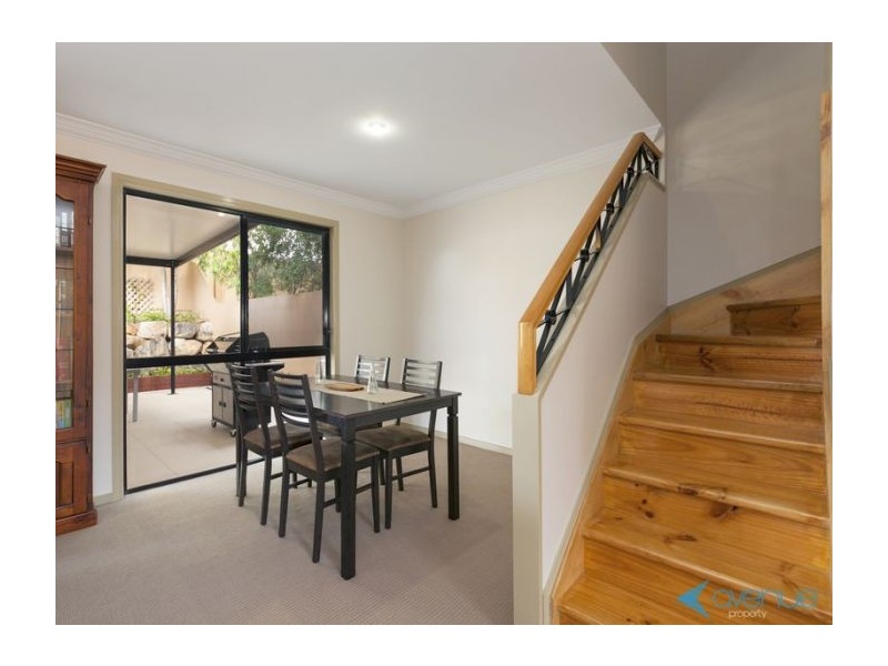 1/105 Oldfield Road, Sinnamon Park QLD 4073