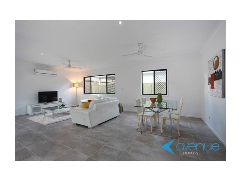 16 Watarrka Avenue, Fitzgibbon QLD 4018