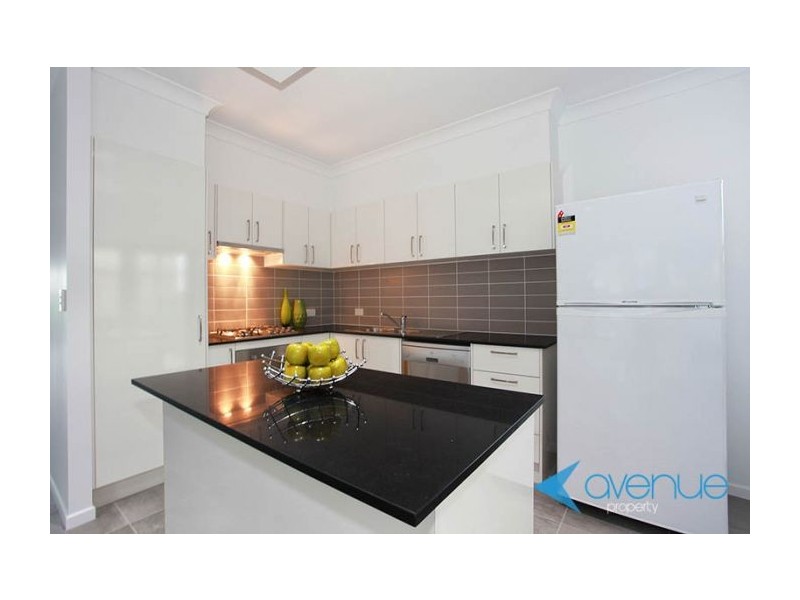 16 Watarrka Avenue, Fitzgibbon QLD 4018