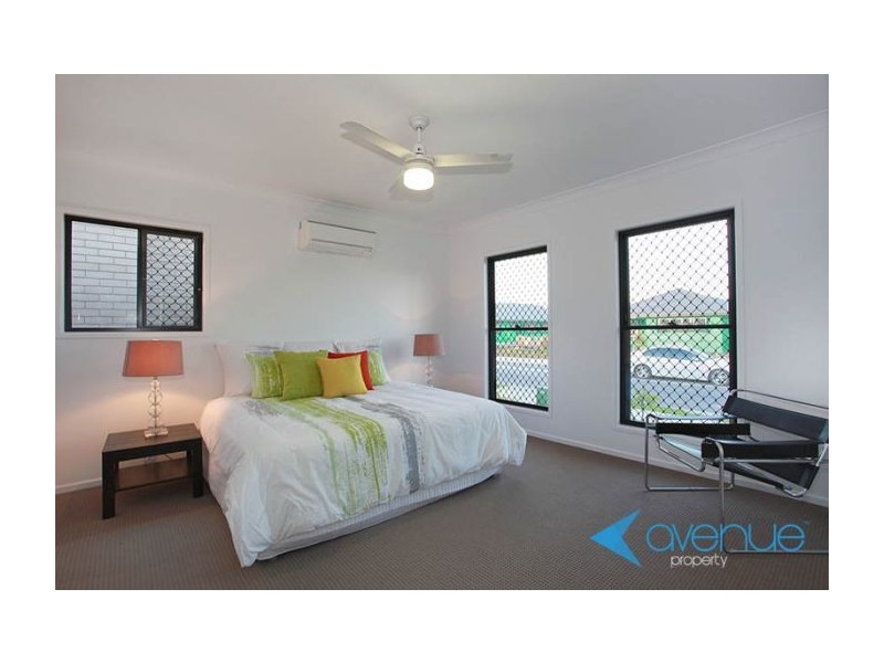 16 Watarrka Avenue, Fitzgibbon QLD 4018