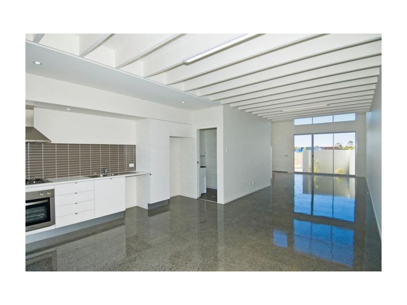 52 Southbay Drive, Varsity Lakes QLD 4227