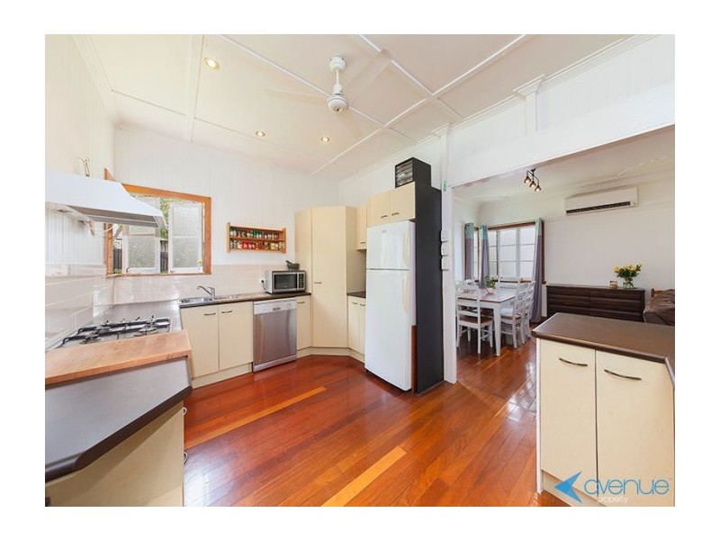 10 Brinawa St, Camp Hill QLD 4152