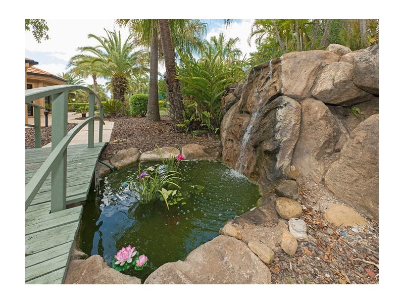 99 Oldfield Road, Sinnamon Park QLD 4073