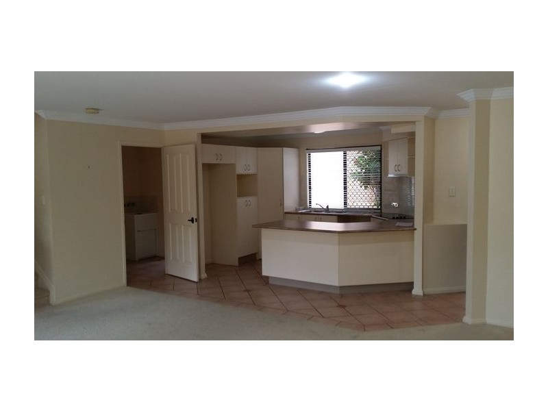 99 Oldfield Road, Sinnamon Park QLD 4073