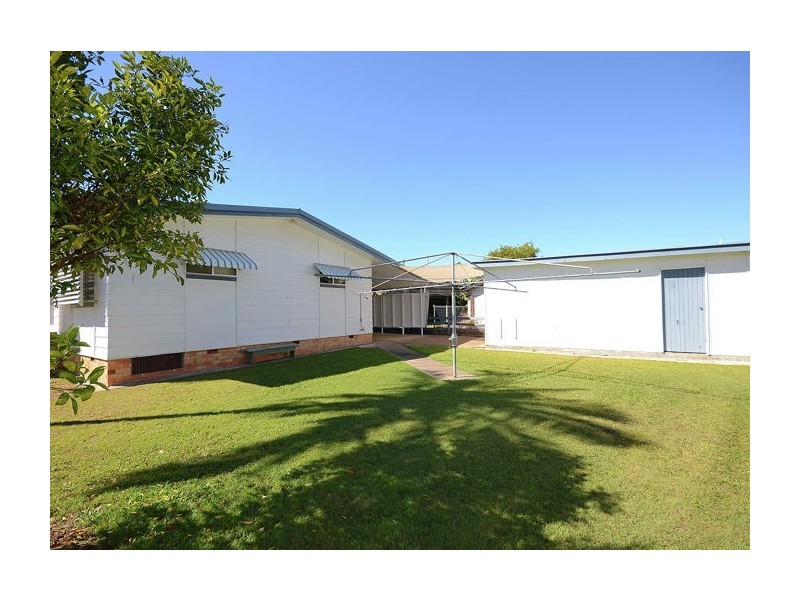 2 Boongala Way, Scarness QLD 4655