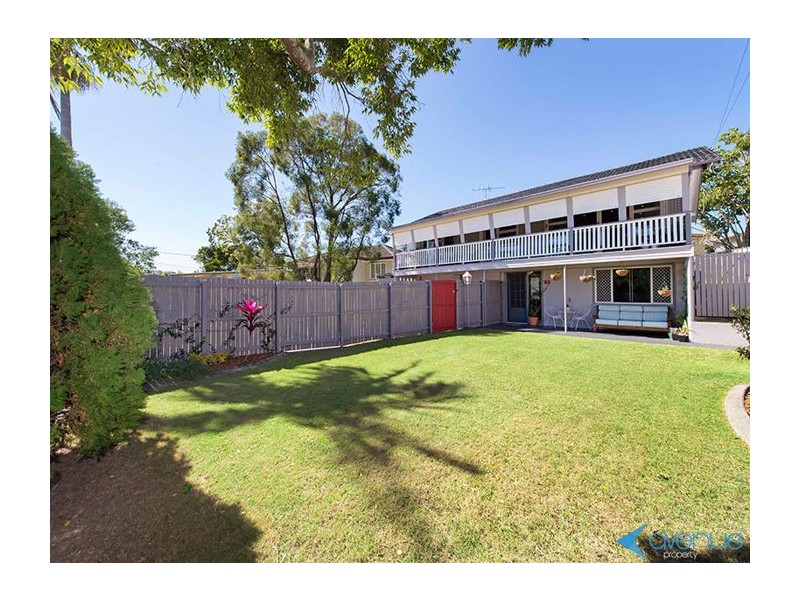 11 Loombah Crescent, Ferny Hills QLD 4055