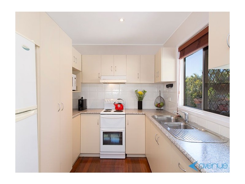 11 Loombah Crescent, Ferny Hills QLD 4055