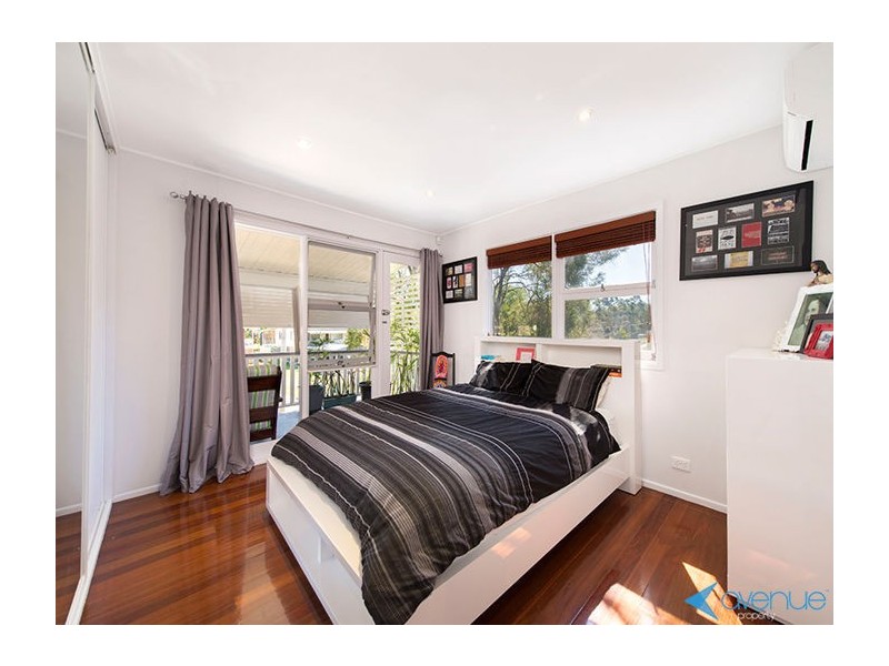 11 Loombah Crescent, Ferny Hills QLD 4055