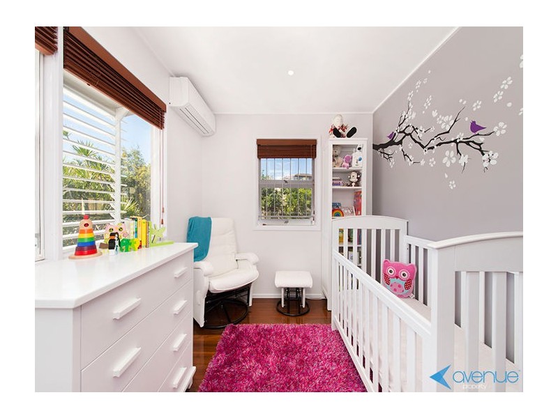 11 Loombah Crescent, Ferny Hills QLD 4055