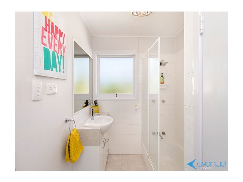 11 Loombah Crescent, Ferny Hills QLD 4055