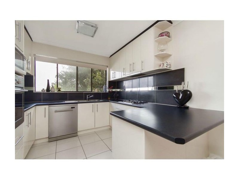 6/12 Carl Street, Woolloongabba QLD 4102