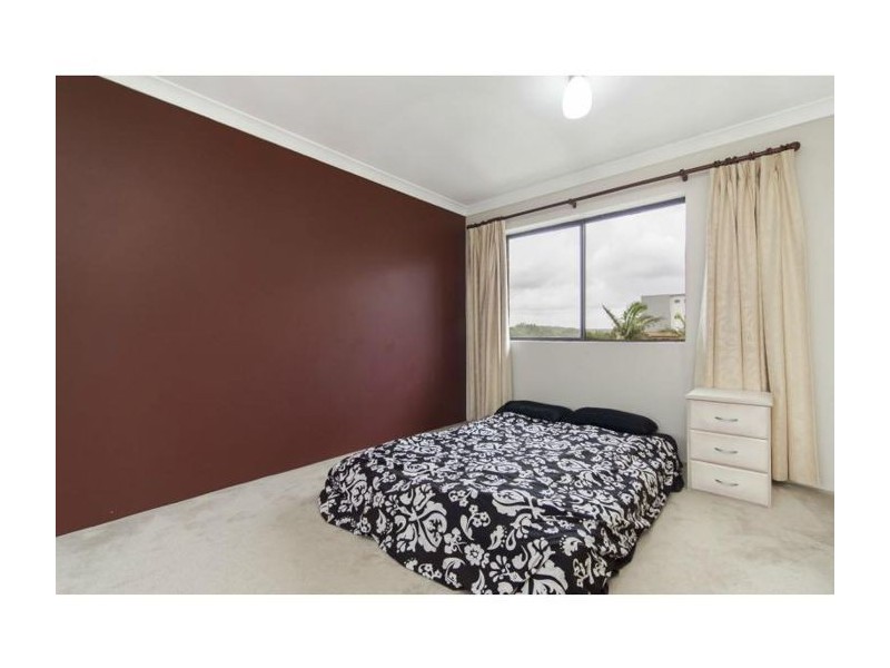 6/12 Carl Street, Woolloongabba QLD 4102