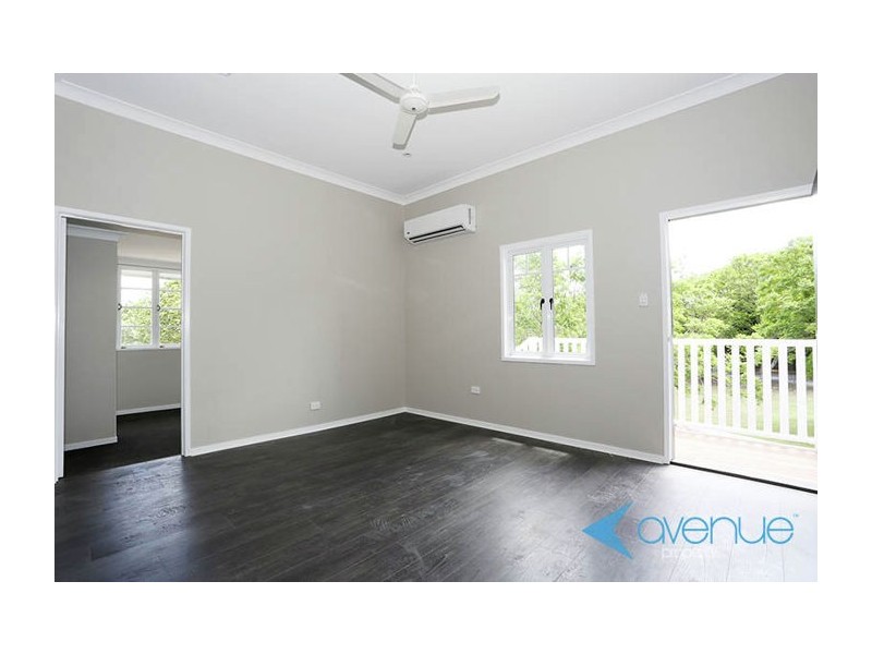 2/15 Cottenham Street, Fairfield QLD 4103