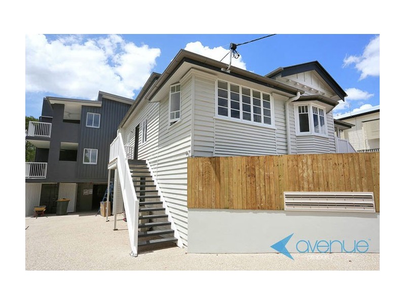 2/15 Cottenham Street, Fairfield QLD 4103