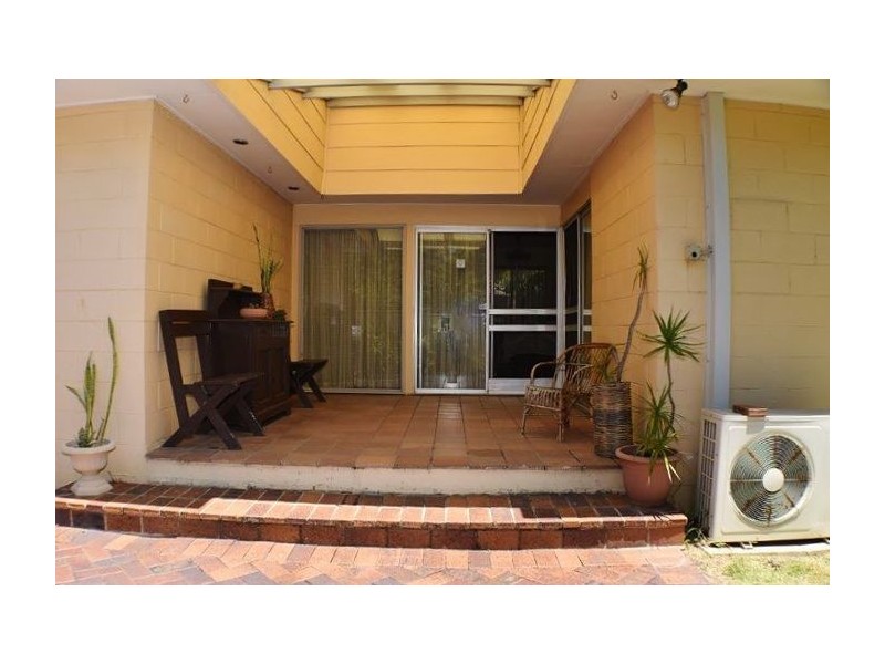 12 Beaudesert Road, Moorooka QLD 4105