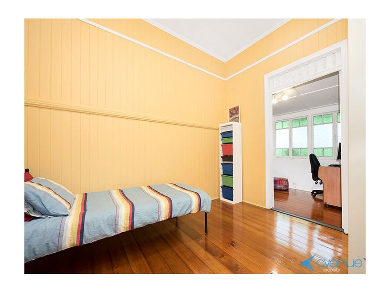 73 Victoria Terrace, Greenslopes QLD 4120