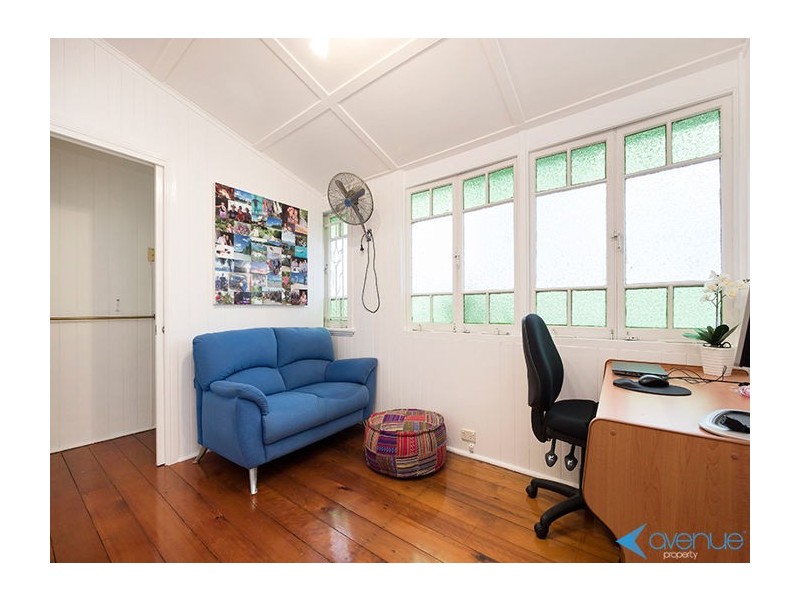 73 Victoria Terrace, Greenslopes QLD 4120