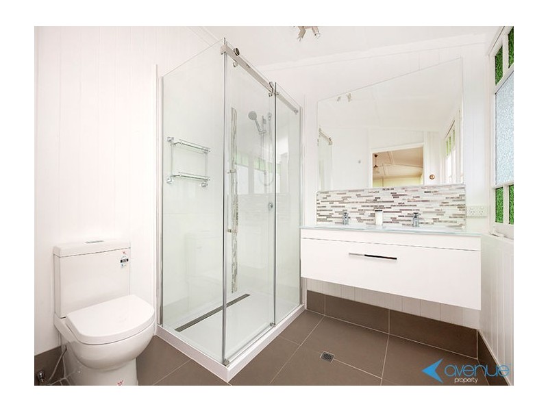 73 Victoria Terrace, Greenslopes QLD 4120