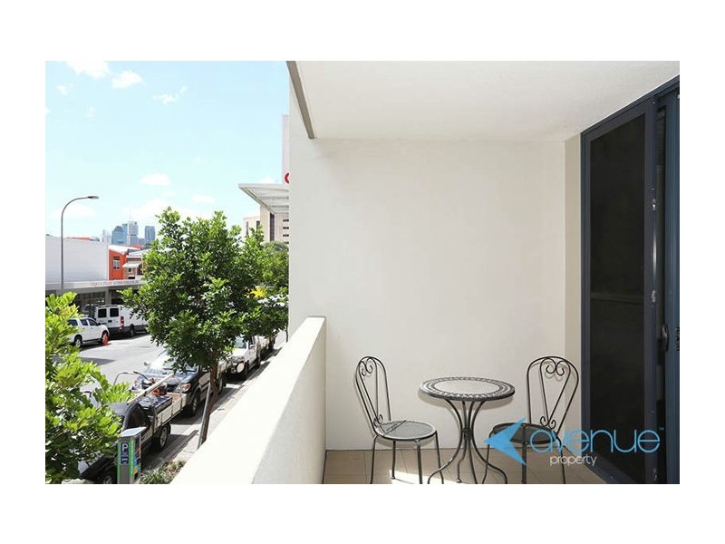 302/803 Stanley Street, Woolloongabba QLD 4102