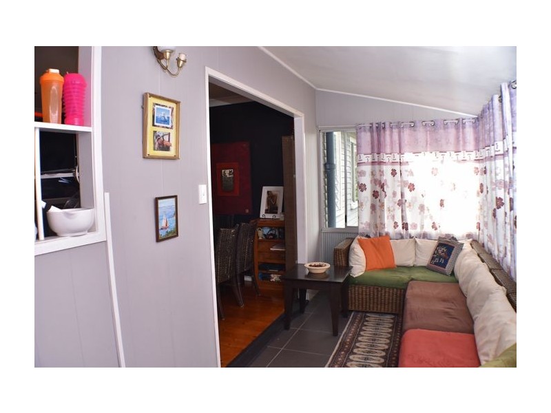 1193 Cavendish Road, Mount Gravatt East QLD 4122