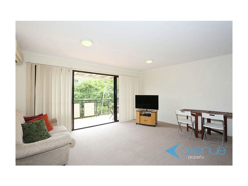 74/55 Harries Road, Coorparoo QLD 4151