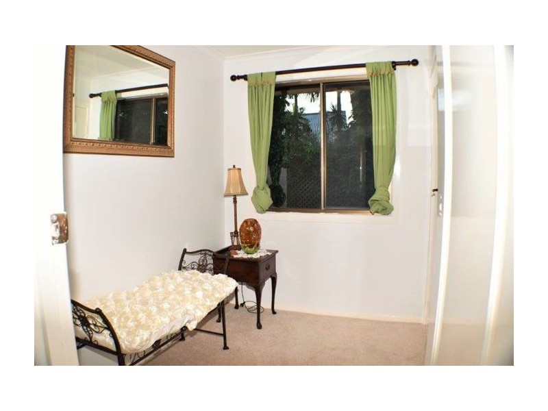 103 Blackberry Street, Mansfield QLD 4122