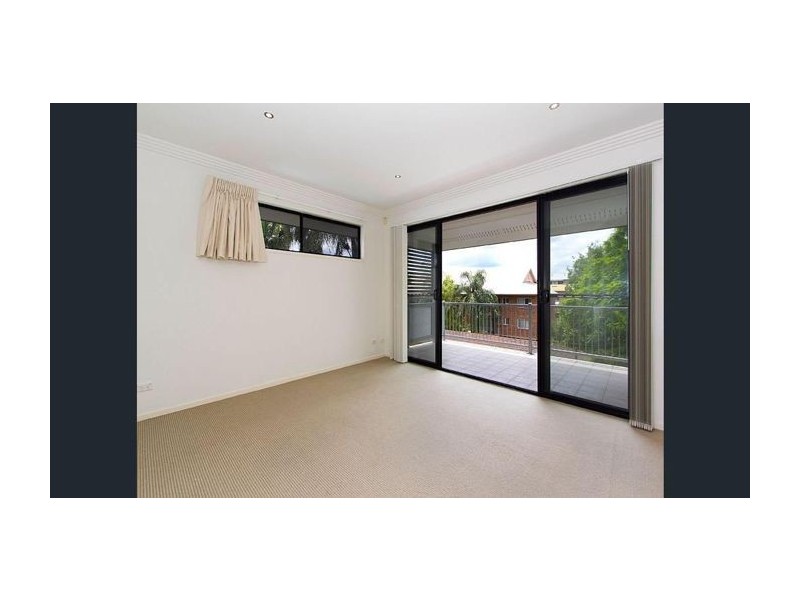 5/26 Lambert Rd, Indooroopilly QLD 4068