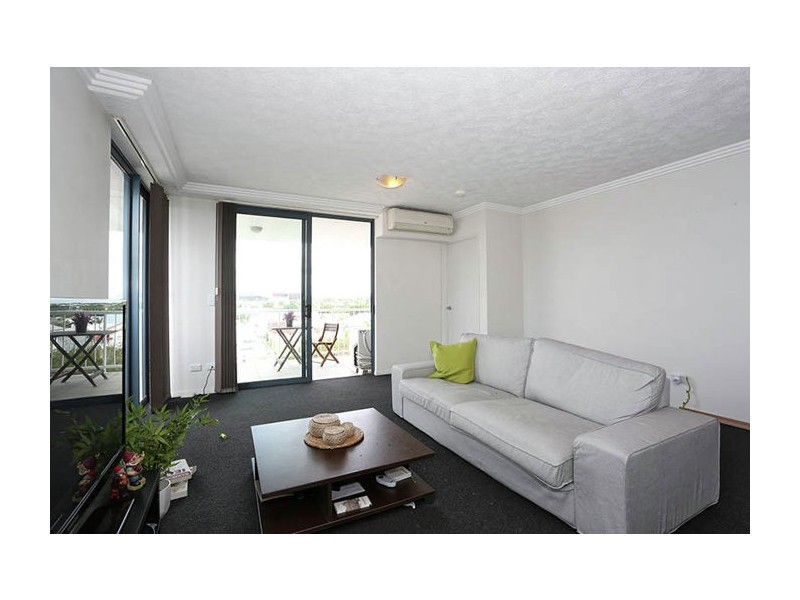 803 Stanley Street, Woolloongabba QLD 4102