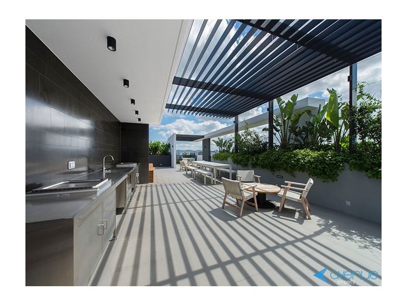 1107/24 Wolseley Street, Woolloongabba QLD 4102