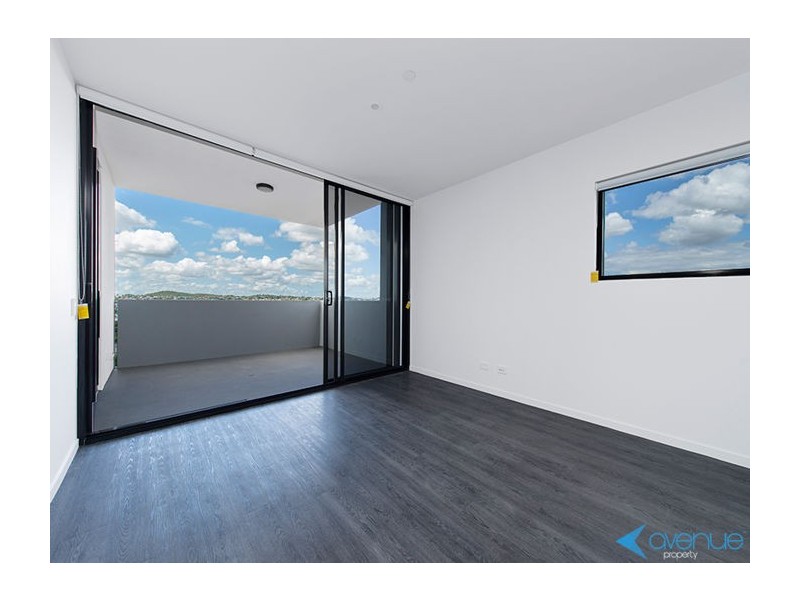 1107/24 Wolseley Street, Woolloongabba QLD 4102