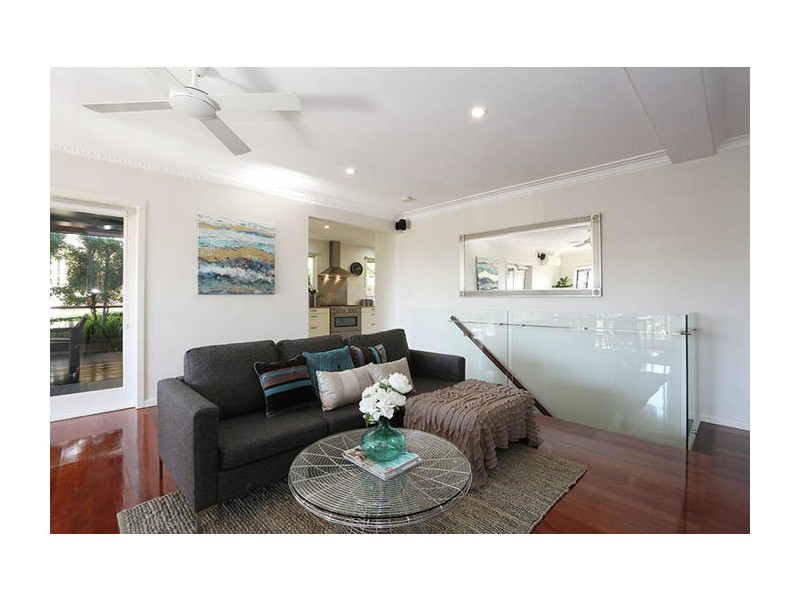 21 Thelma Street, Mount Gravatt East QLD 4122