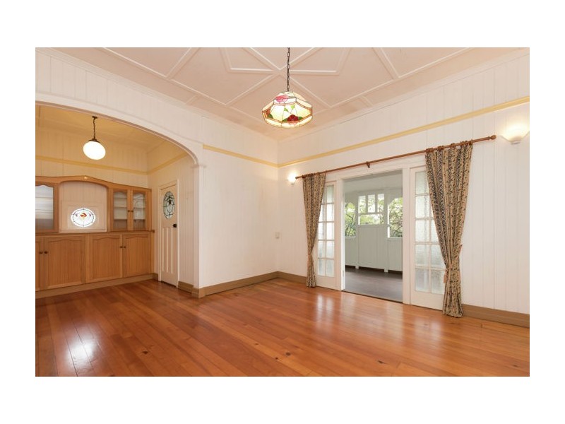 2 Piers Street, Moorooka QLD 4105