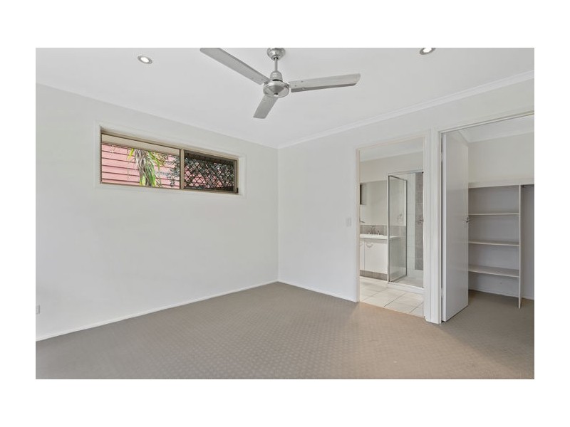 10 Valley View Street, Burnside QLD 4560