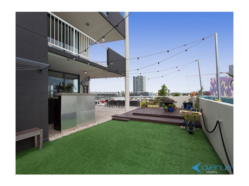 455 803 Stanley St, Woolloongabba QLD 4102
