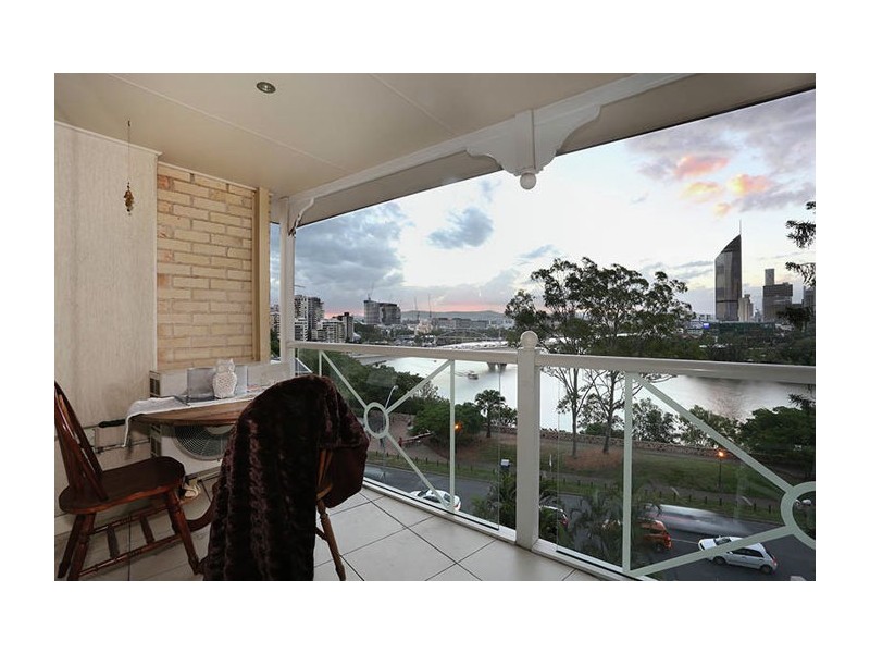 58/236 RIVER TERRACE, Kangaroo Point QLD 4169