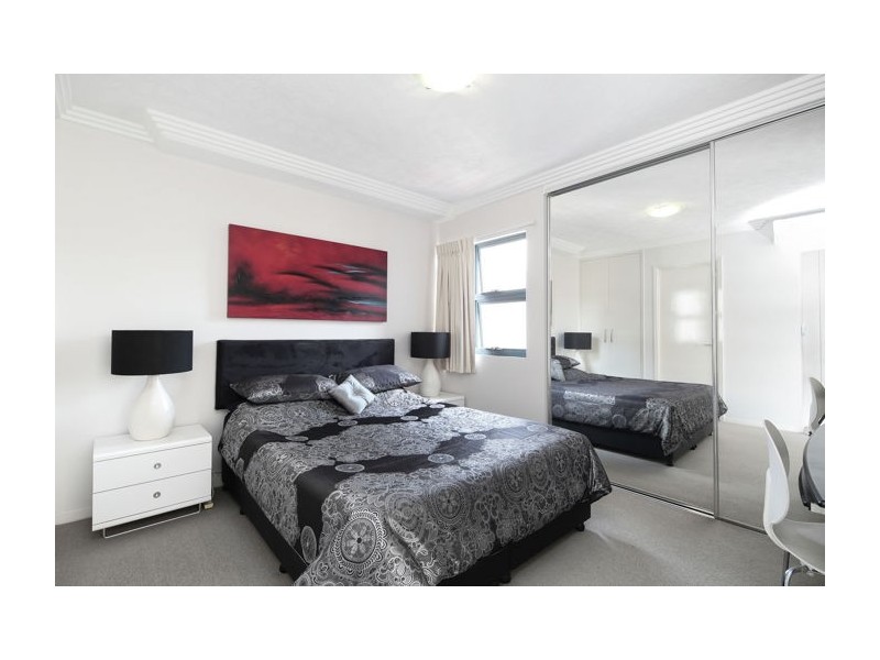 330 803 Stanley St, Woolloongabba QLD 4102