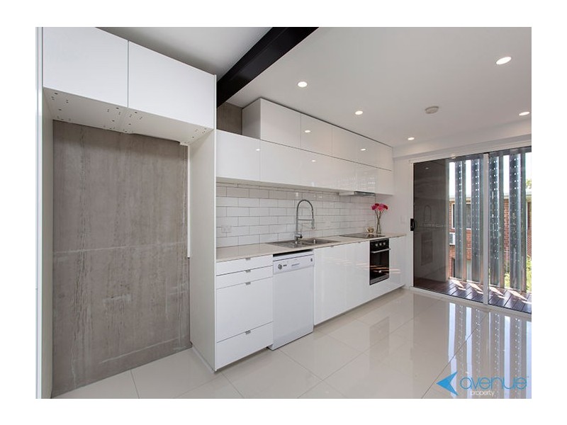 14 Eighth Avenue, Coorparoo QLD 4151