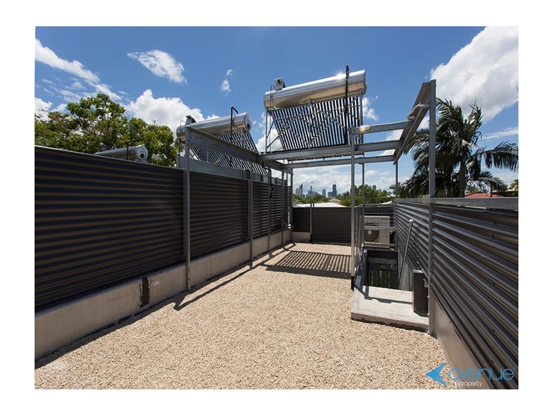 14 Eighth Avenue, Coorparoo QLD 4151