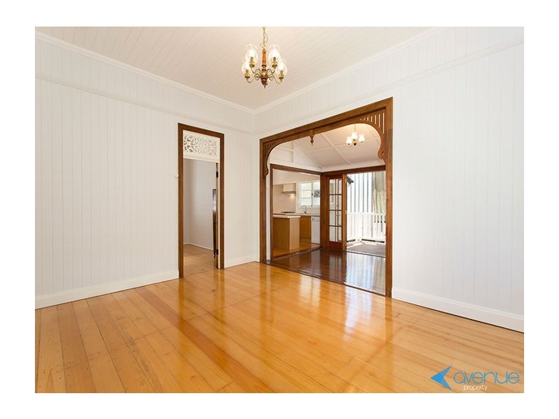 12 Eighth Avenue, Coorparoo QLD 4151