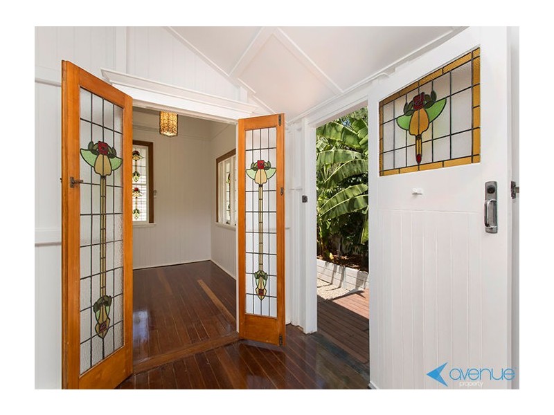 12 Eighth Avenue, Coorparoo QLD 4151