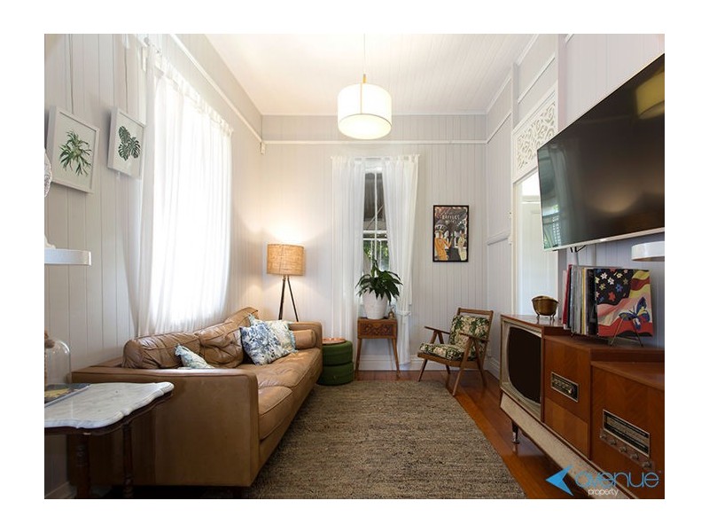 14 Railway Street, Woolloongabba QLD 4102