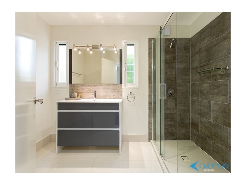 42 Fairland St, Mount Gravatt East QLD 4122