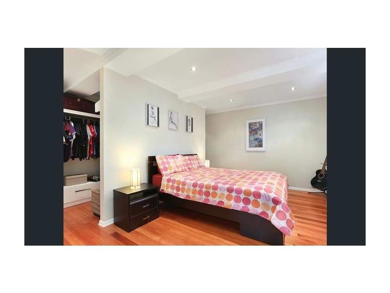 16 Catherine Street, Woolloongabba QLD 4102