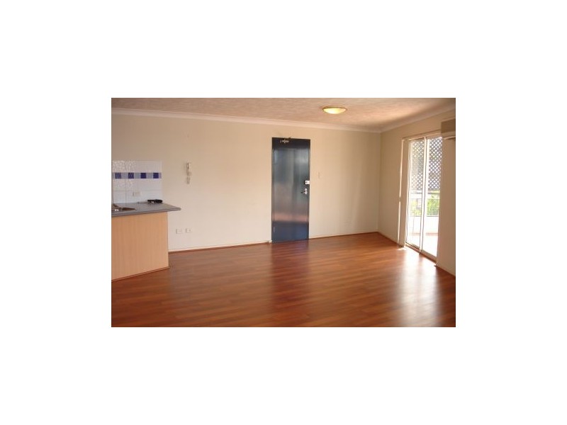 12 239-249 Shafston Avenue, Kangaroo Point QLD 4169