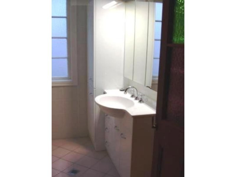 33 Abingdon Street, Woolloongabba QLD 4102